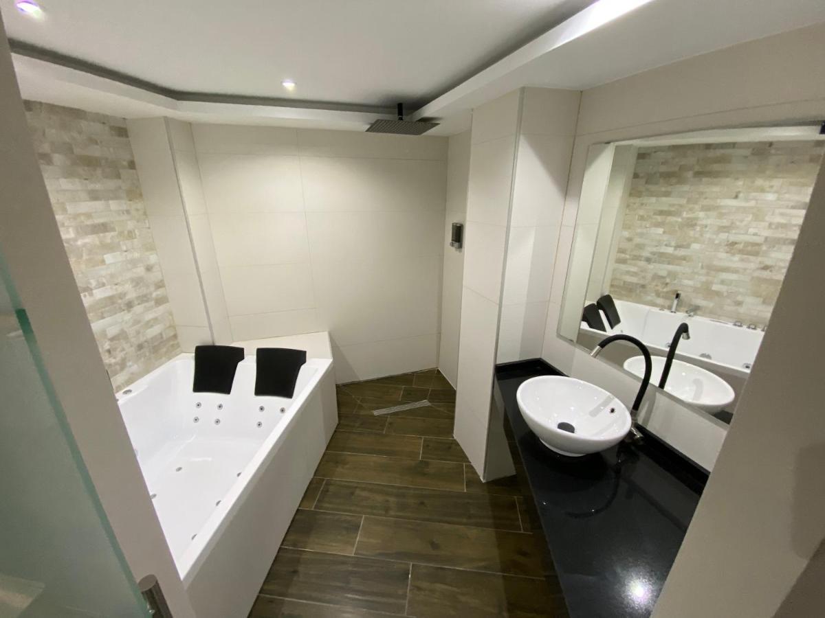 Apartamentos Las 7 Esencias Linares  Exterior photo